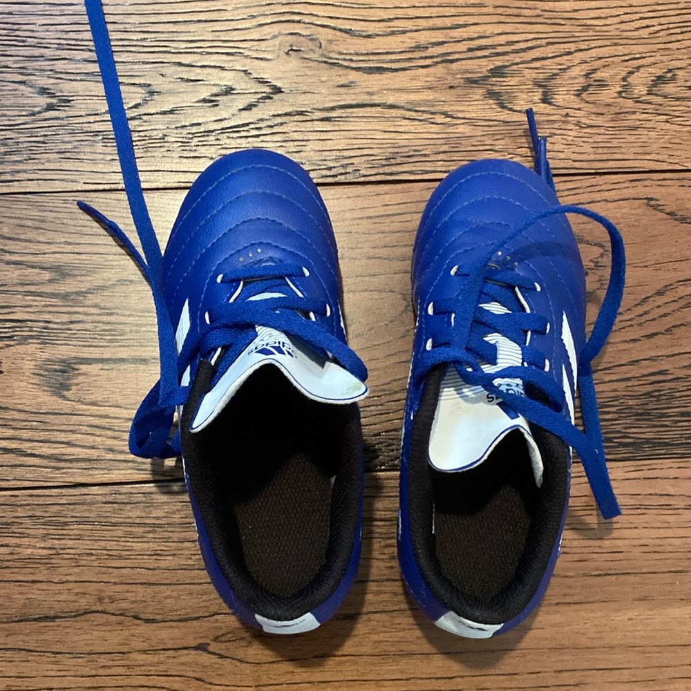 Adidas kids goletto, size 11